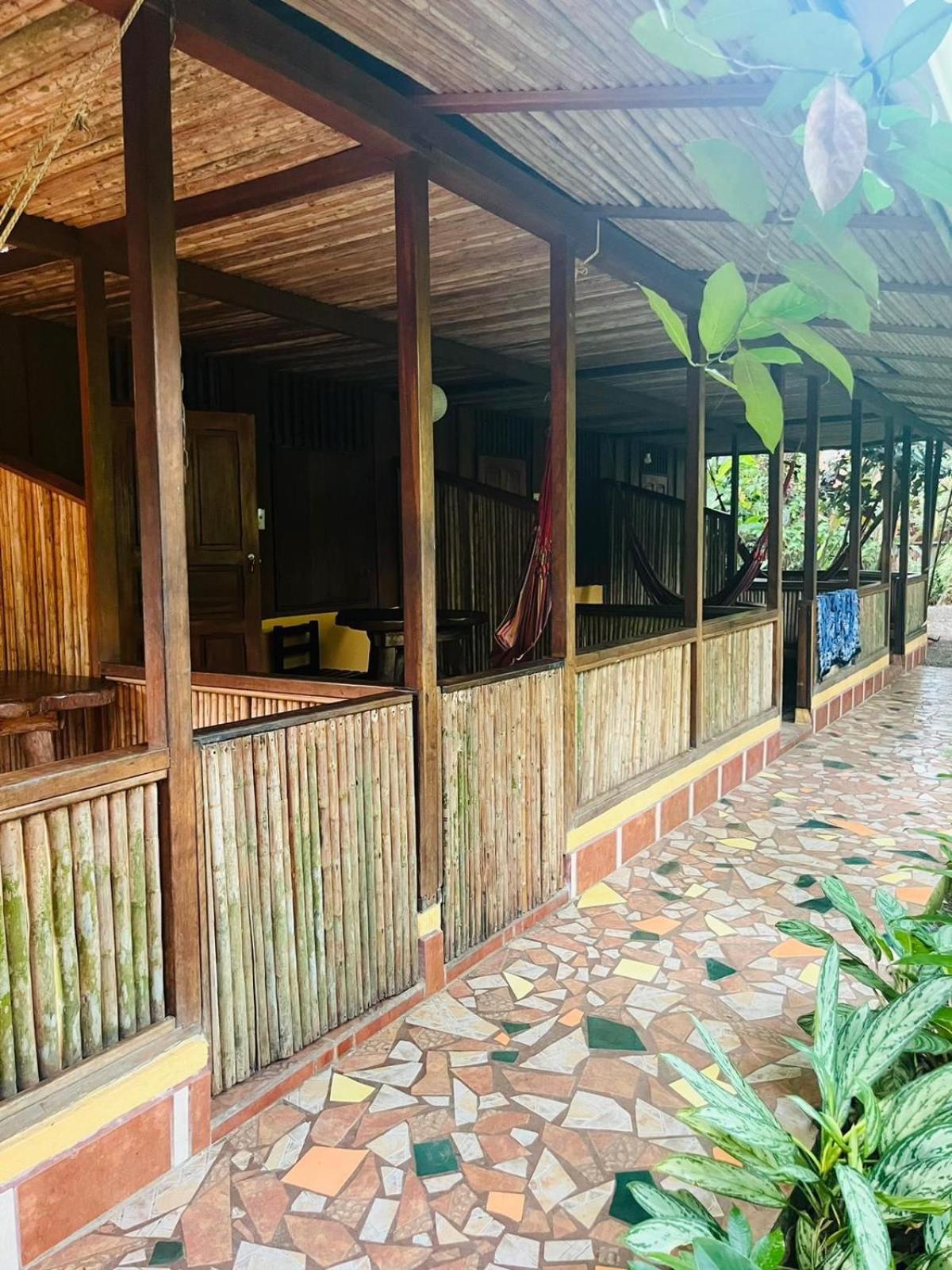 Вілла La Casa De Rolando Puerto Viejo de Talamanca Екстер'єр фото