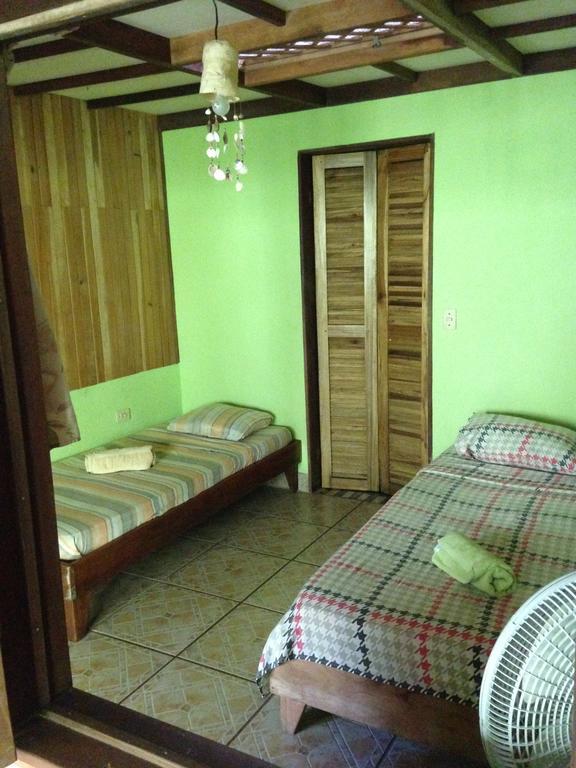 Вілла La Casa De Rolando Puerto Viejo de Talamanca Екстер'єр фото